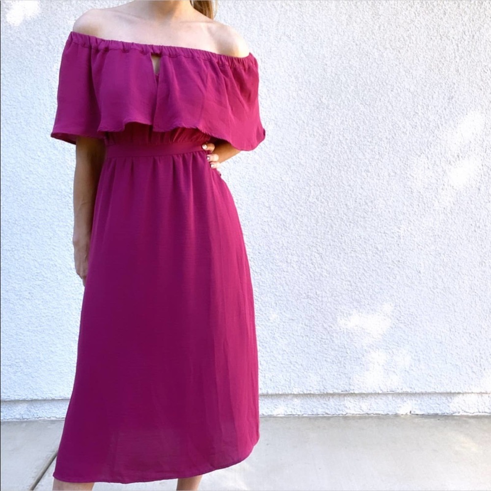 DRA off the shoulder midi flowy dress XS